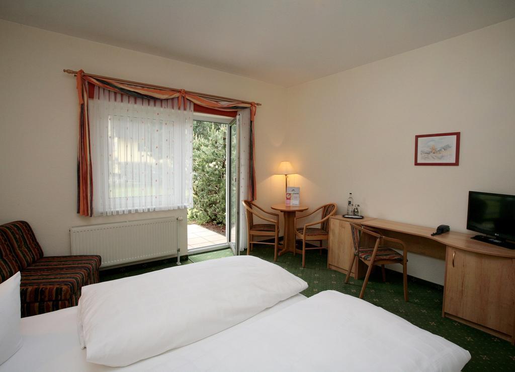 Ostseehotel Wustrow ヴストロ 部屋 写真